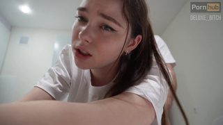 Любишь трахаться, люби и сперму глотать — не в тебя же мне кончать